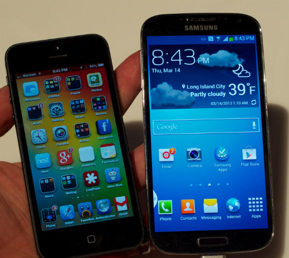 Comparaison entre l'iPhone 5 et le tout récent Galaxy S4