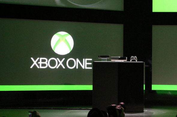 Xbox One : FIFA 14 gratuit avec la console en Europe, mais quid des États-Unis?