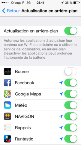 iOS 7 : "actualisation en arrière-plan" provoque des problèmes de connexion