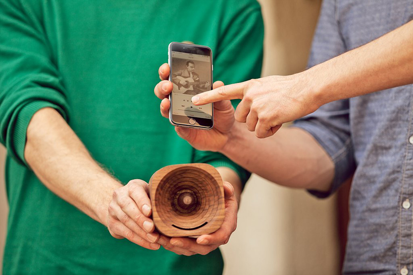 Un haut-parleur en bois pour votre smartphone 1